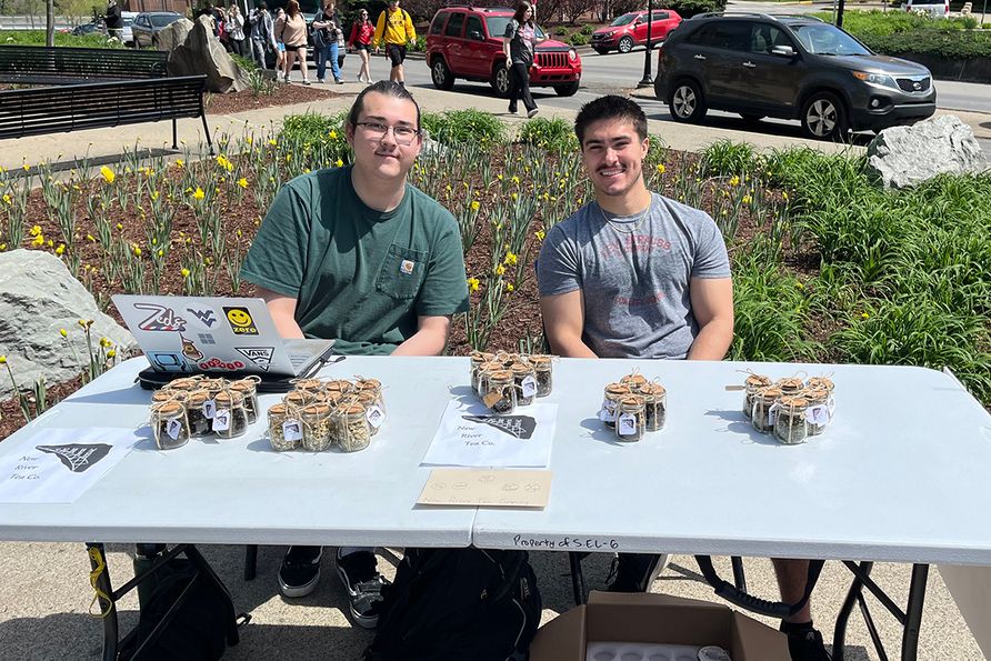 Timothy Nuss and Andrew Legg founded New River Tea Company with support from the James Clark Coffman Fellowship and sold their product on campus during the spring 2023 semester. (Submitted photo)