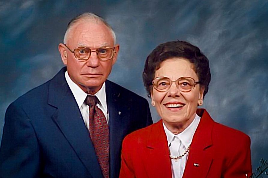 Forrest Coontz and his wife Barbara Coontz established an endowed scholarship that benefits students in the Statler College at WVU.